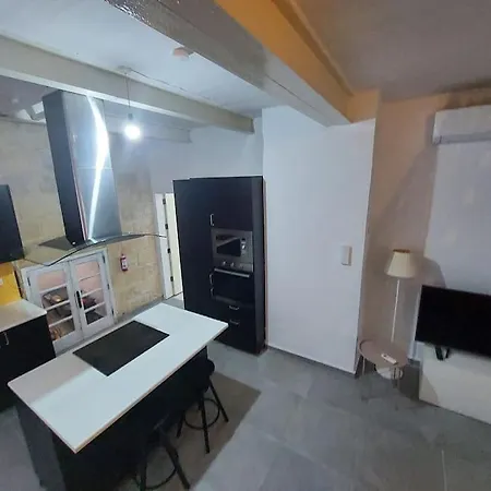 Two Bedroom Duplex Maisonette * Floriana