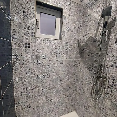 Apartment Two Bedroom Duplex Maisonette *